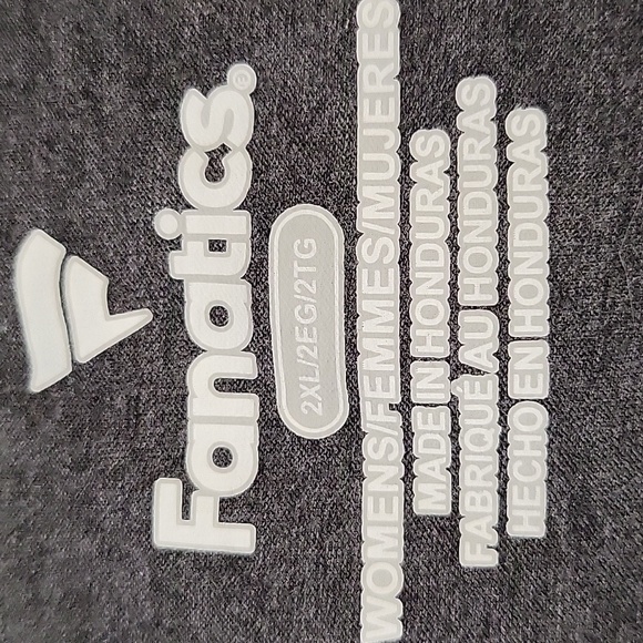 Fanatics Charcoal Atlanta Braves Women's T-Shirt - Picture 4 of 4